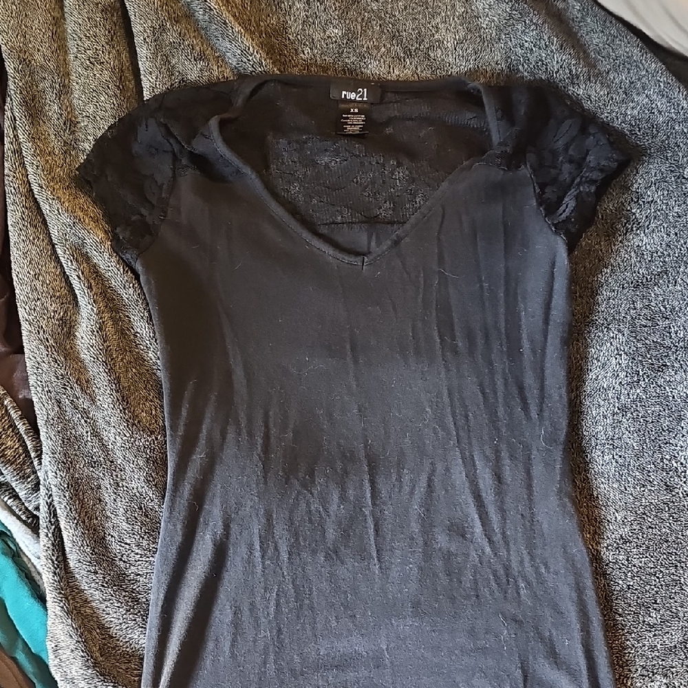Forever 21 Black V-Neck Lace Sleeve Tee